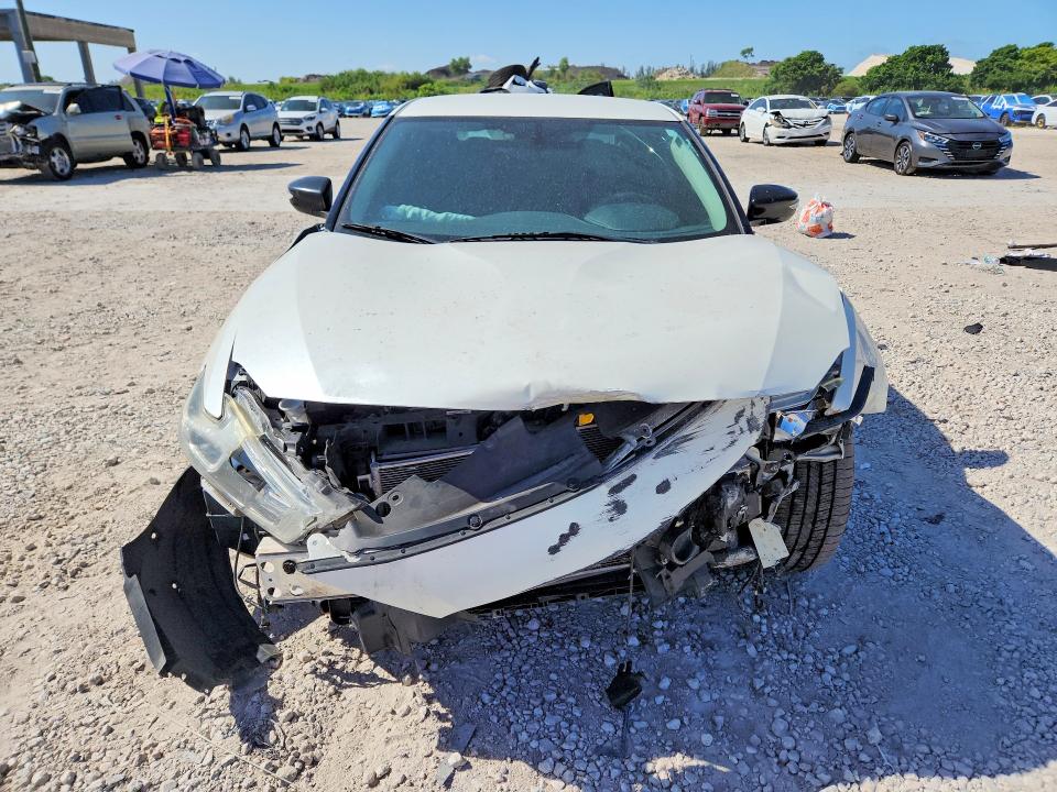 Aukcja sprzedaży 2016 Nissan Maxima, vin: 1N4AA6AP6GC421705, numer aukcji: 64959326