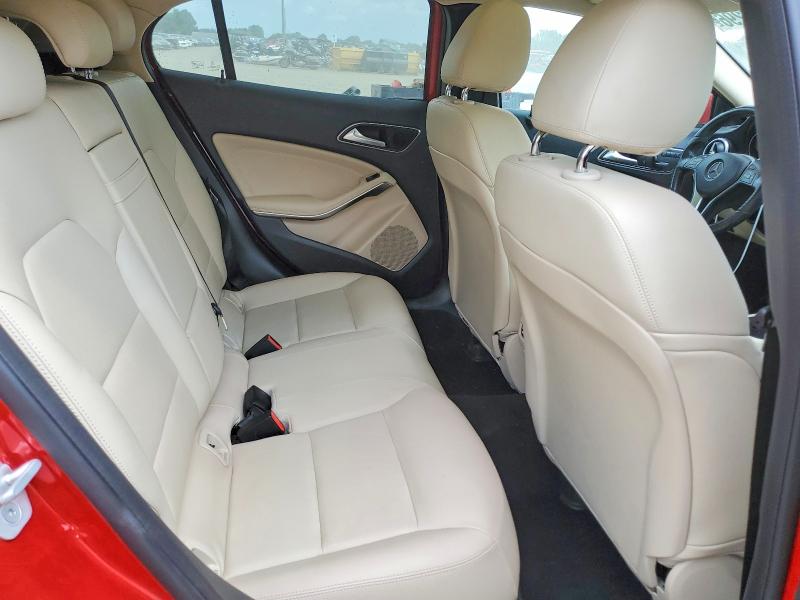 2015 Mercedes-benz Gla მანქანა იყიდება აუქციონზე, vin: WDCTG4GB0FJ167365, აუქციონის ნომერი: 66212296