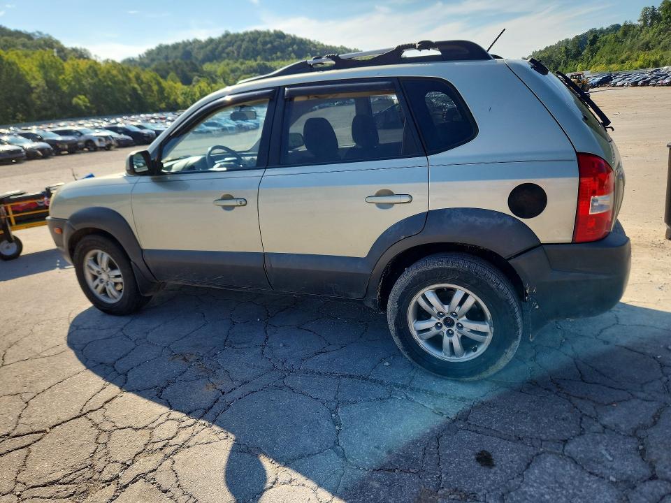 2008 Hyundai Tucson მანქანა იყიდება აუქციონზე, vin: KM8JN72D38U818174, აუქციონის ნომერი: 64223166