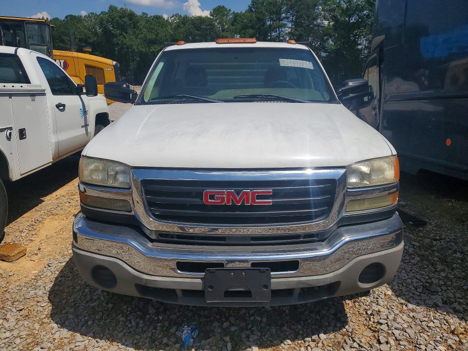 Продажа на аукционе авто 2005 Gmc New Sierra, vin: 1GDJC34265E200105, номер лота: 66068136