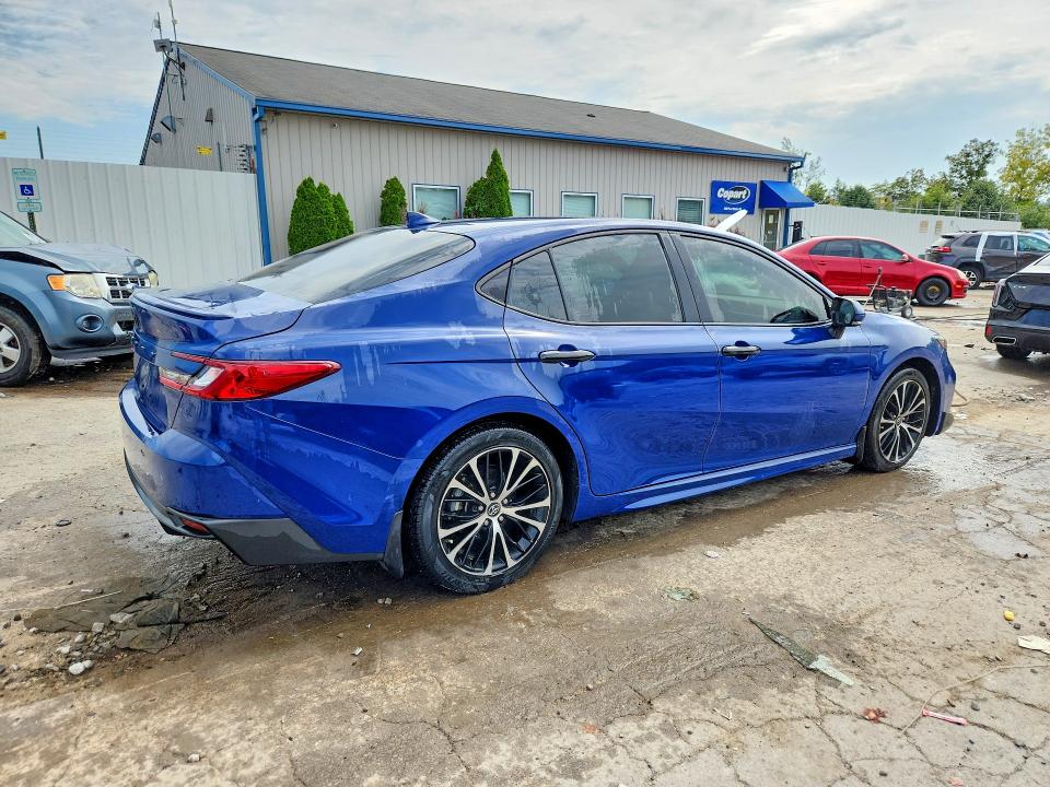 Продажа на аукционе авто 2025 Toyota Camry, vin: 4T1DAACK8SU086246, номер лота: 65847086