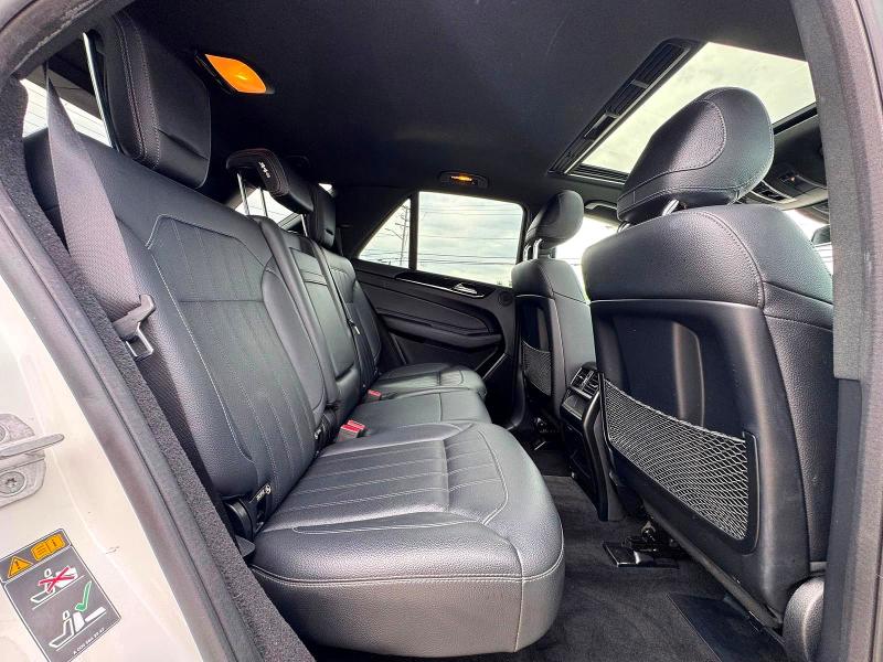 67076666 :رقم المزاد ، 4JGDA5HB1HA883366 vin ، 2017 Mercedes-benz Gle مزاد بيع