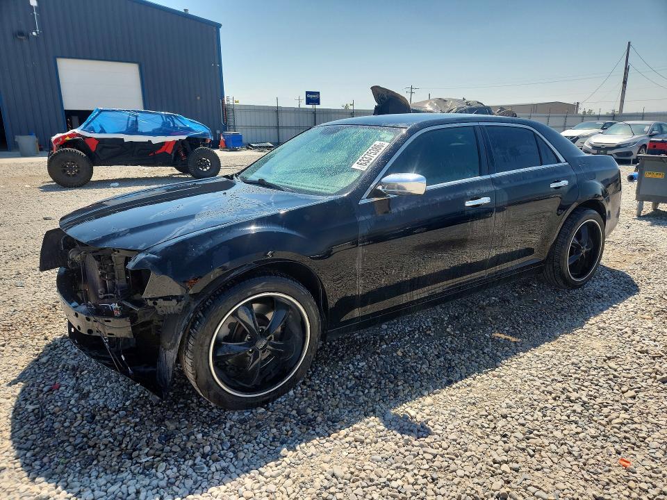 63375386 :رقم المزاد ، 2C3CCAKT3DH665675 vin ، 2013 Chrysler 300c مزاد بيع