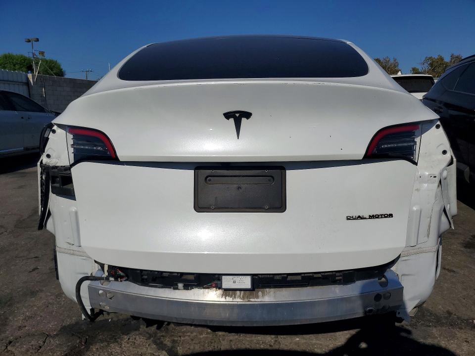 Продажа на аукционе авто 2023 Tesla Model Y, vin: 7SAYGDEEXPA153779, номер лота: 63338706