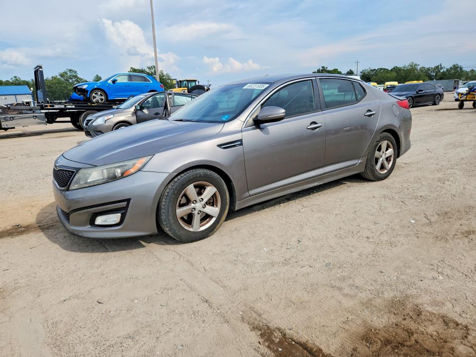 2015 Kia Optima მანქანა იყიდება აუქციონზე, vin: 5XXGM4A70FG371382, აუქციონის ნომერი: 66231906