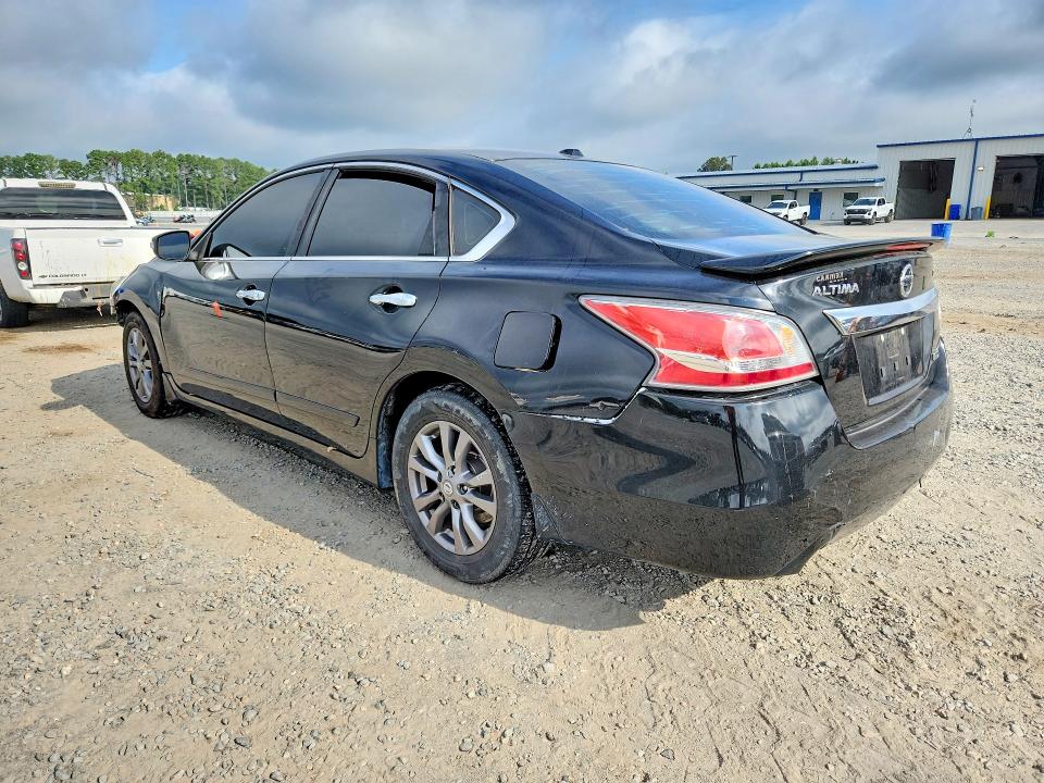 66896186 :رقم المزاد ، 1N4AL3AP1FC465327 vin ، 2015 Nissan Altima مزاد بيع