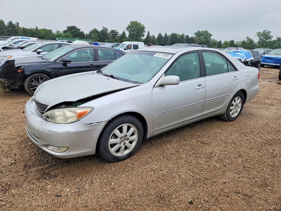 65170086 :رقم المزاد ، 4T1BE30K13U253396 vin ، 2003 Toyota Camry مزاد بيع