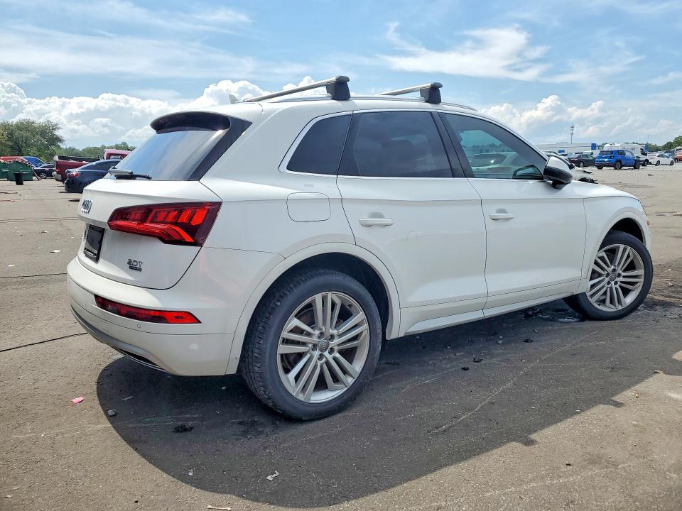 Продаж на аукціоні авто 2018 Audi Q5, vin: WA1BNAFY9J2244355, номер лоту: 63399686