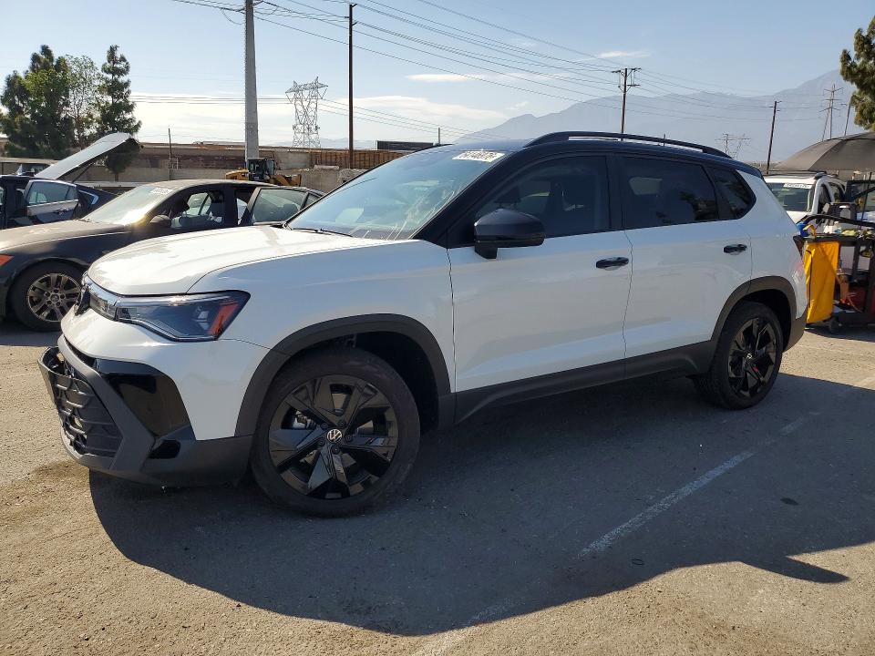 Продажа на аукционе авто 2025 Volkswagen Taos, vin: 3VV3C7B20SM037093, номер лота: 64146976