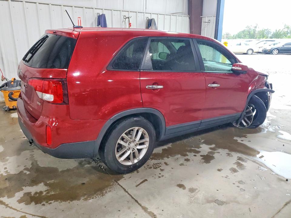 66040546 :رقم المزاد ، 5XYKT3A67FG599762 vin ، 2015 Kia Sorento مزاد بيع