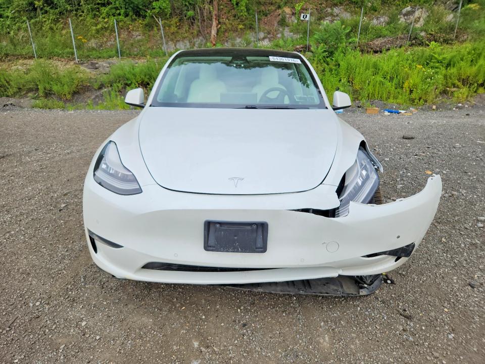 Продажа на аукционе авто 2021 Tesla Model Y, vin: 5YJYGDEE5MF085211, номер лота: 64361916