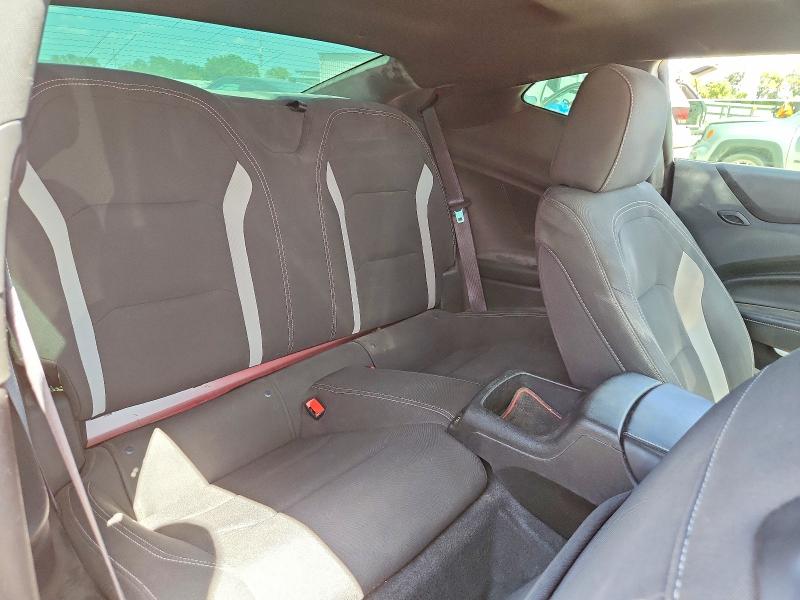 65314616 :رقم المزاد ، 1G1FB1RS4J0103253 vin ، 2018 Chevrolet Camaro مزاد بيع