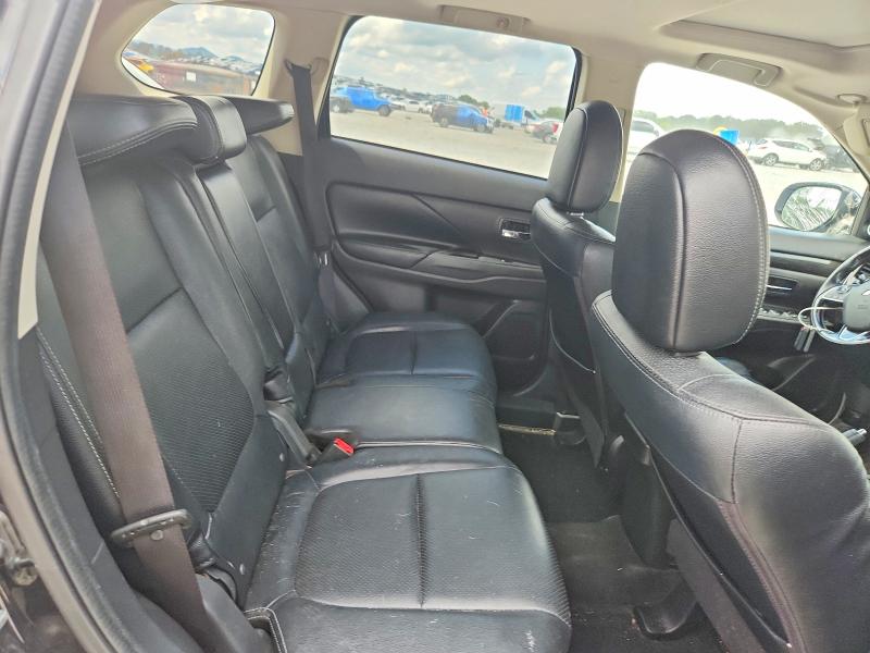 2016 Mitsubishi Outlander მანქანა იყიდება აუქციონზე, vin: JA4AZ3A34GZ003827, აუქციონის ნომერი: 63892566