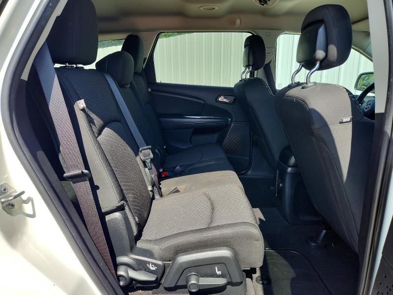 65646786 :رقم المزاد ، 3C4PDCAB1FT614393 vin ، 2015 Dodge Journey مزاد بيع