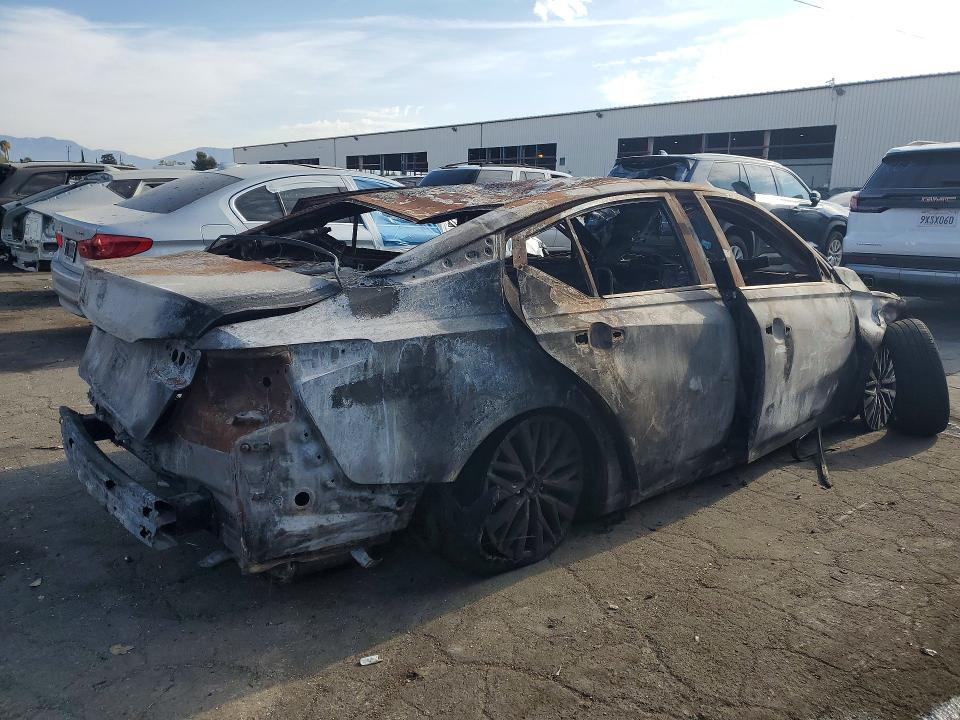 2025 Nissan Altima მანქანა იყიდება აუქციონზე, vin: 1N4BL4DV0SN392406, აუქციონის ნომერი: 64331696