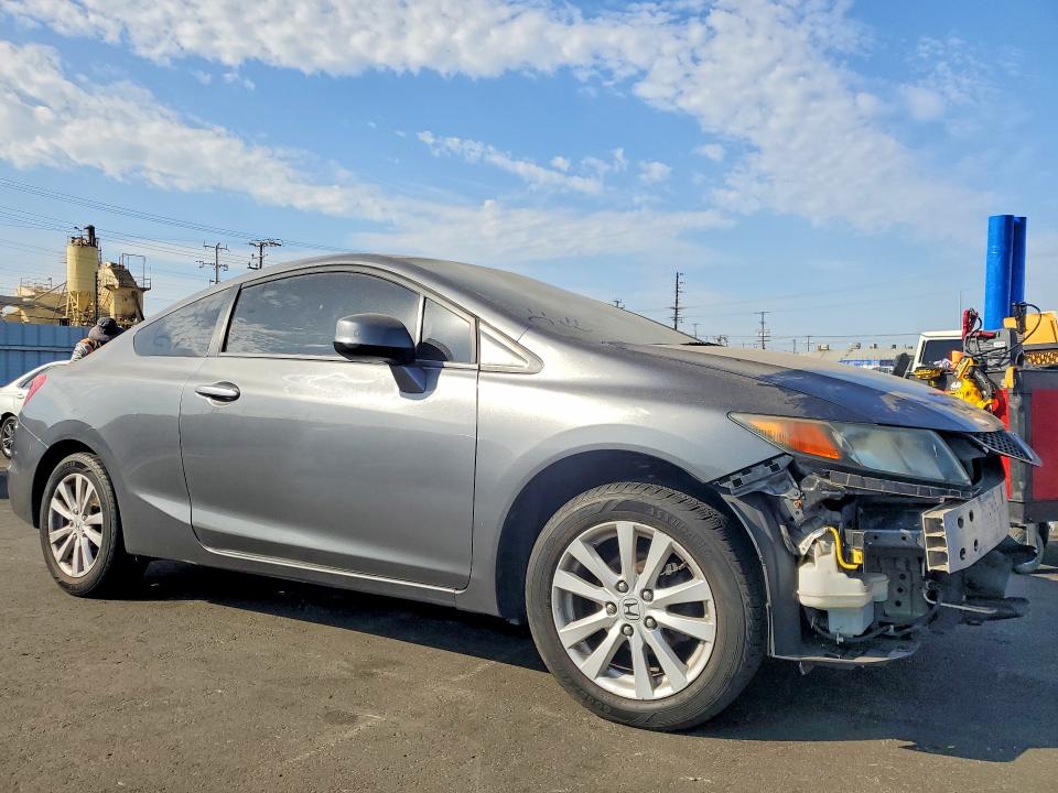 Продаж на аукціоні авто 2012 Honda Civic, vin: 2HGFG3B81CH525564, номер лоту: 62066796