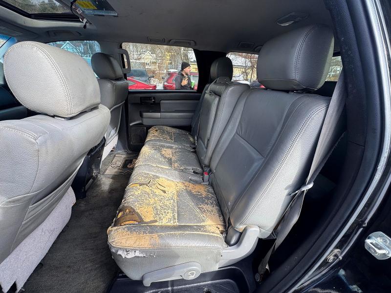 64357426 :رقم المزاد ، 5TDBM5G17CS002449 vin ، 2012 Toyota Sequoia مزاد بيع