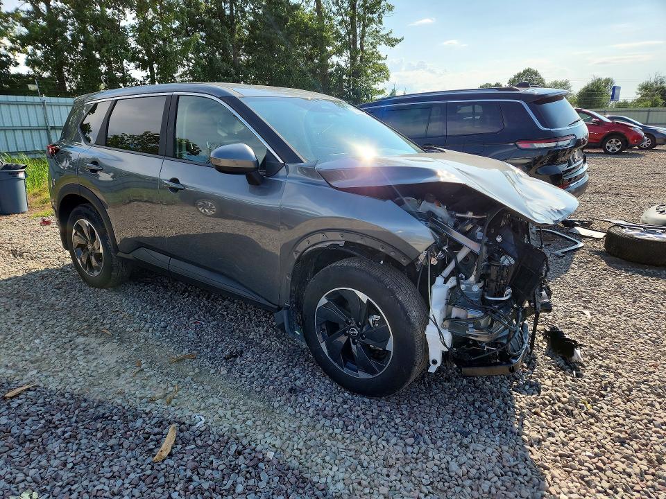 63994106 :رقم المزاد ، 5N1BT3BB2TC717787 vin ، 2026 Nissan Rogue مزاد بيع