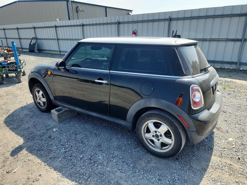 Продаж на аукціоні авто 2011 Mini Cooper, vin: WMWSU3C5XBTX97460, номер лоту: 64613096