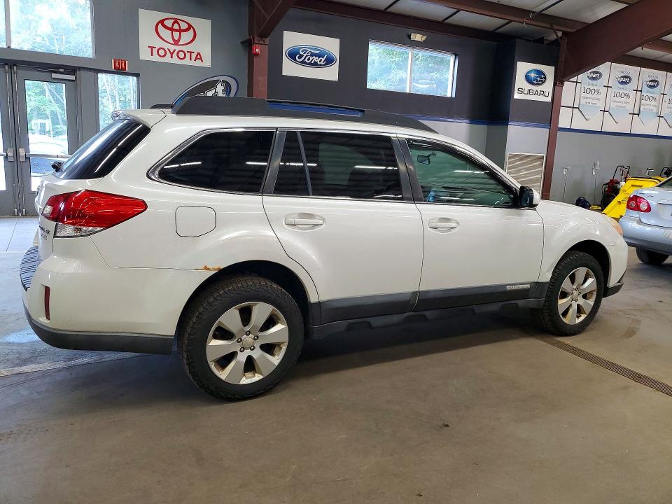 66053146 :رقم المزاد ، 4S4BRBGCXA3371365 vin ، 2010 Subaru Outback مزاد بيع