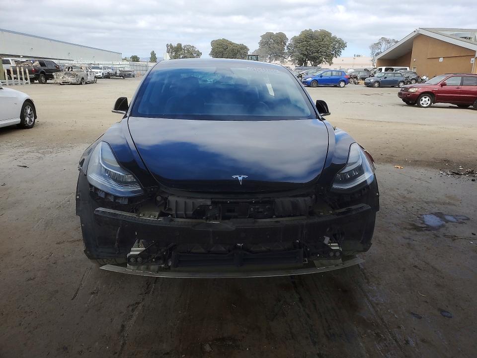 Продаж на аукціоні авто 2019 Tesla Model 3, vin: 5YJ3E1EB2KF408468, номер лоту: 64704336