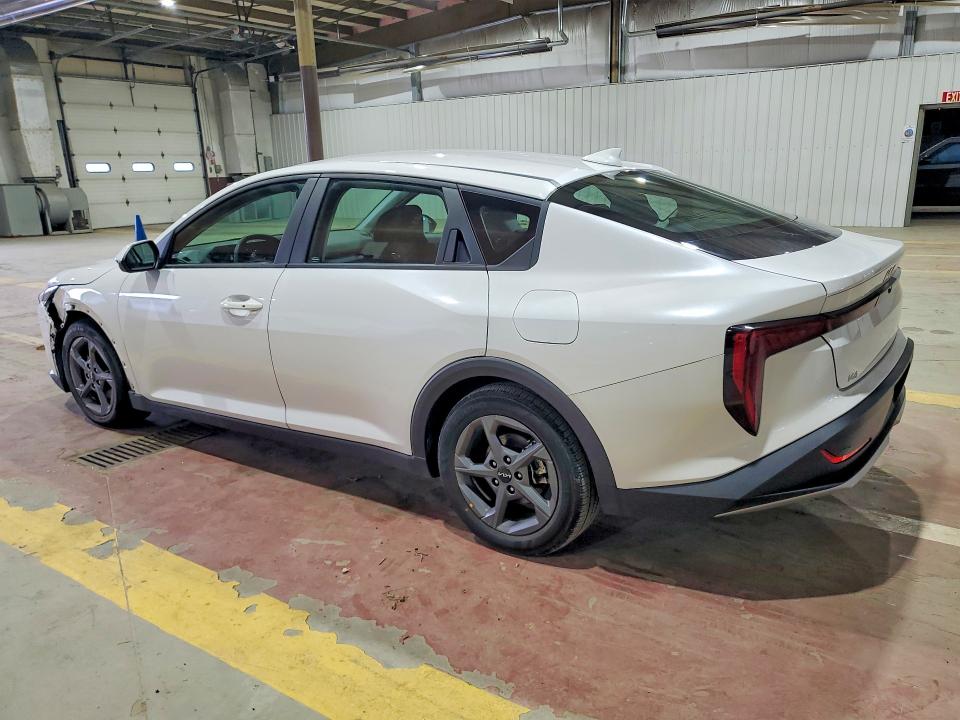 64394196 :رقم المزاد ، 3KPFT4DE9SE111316 vin ، 2025 Kia K4 مزاد بيع