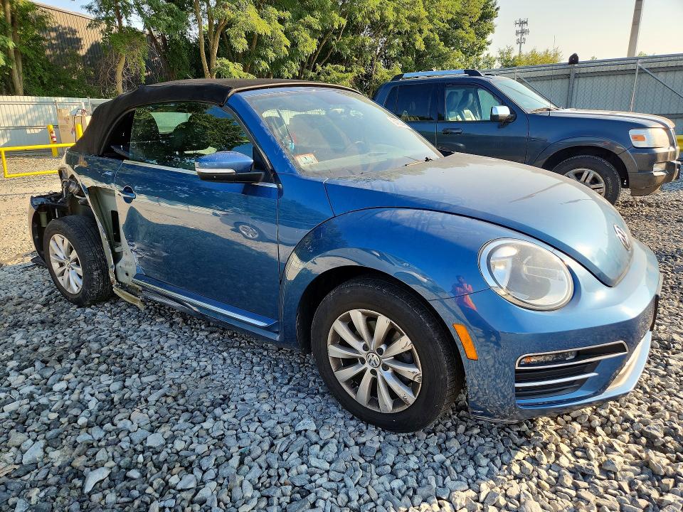 Продаж на аукціоні авто 2019 Volkswagen Beetle, vin: 3VW5DAATXKM504982, номер лоту: 64107436