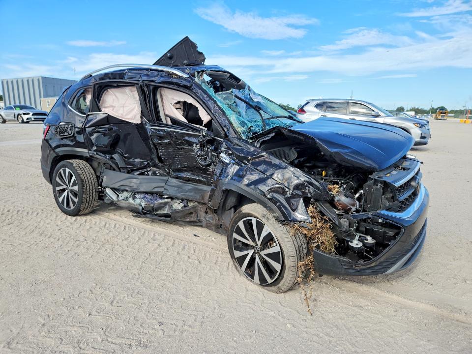 2024 Volkswagen Taos მანქანა იყიდება აუქციონზე, vin: 3VVEX7B25RM005585, აუქციონის ნომერი: 65992116