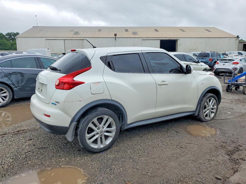 2013 Nissan Juke მანქანა იყიდება აუქციონზე, vin: JN8AF5MV1DT207317, აუქციონის ნომერი: 63559336