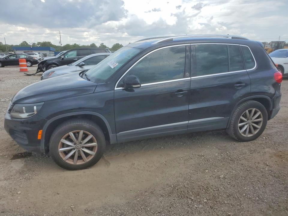 2017 Volkswagen Tiguan მანქანა იყიდება აუქციონზე, vin: WVGSV7AX8HK014965, აუქციონის ნომერი: 64078976