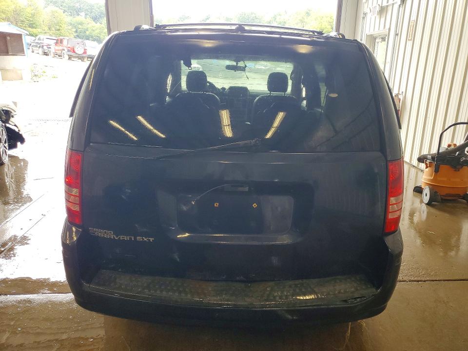 Продажа на аукционе авто 2008 Chrysler Town & Country, vin: 2A8HR54P18R842790, номер лота: 66814846