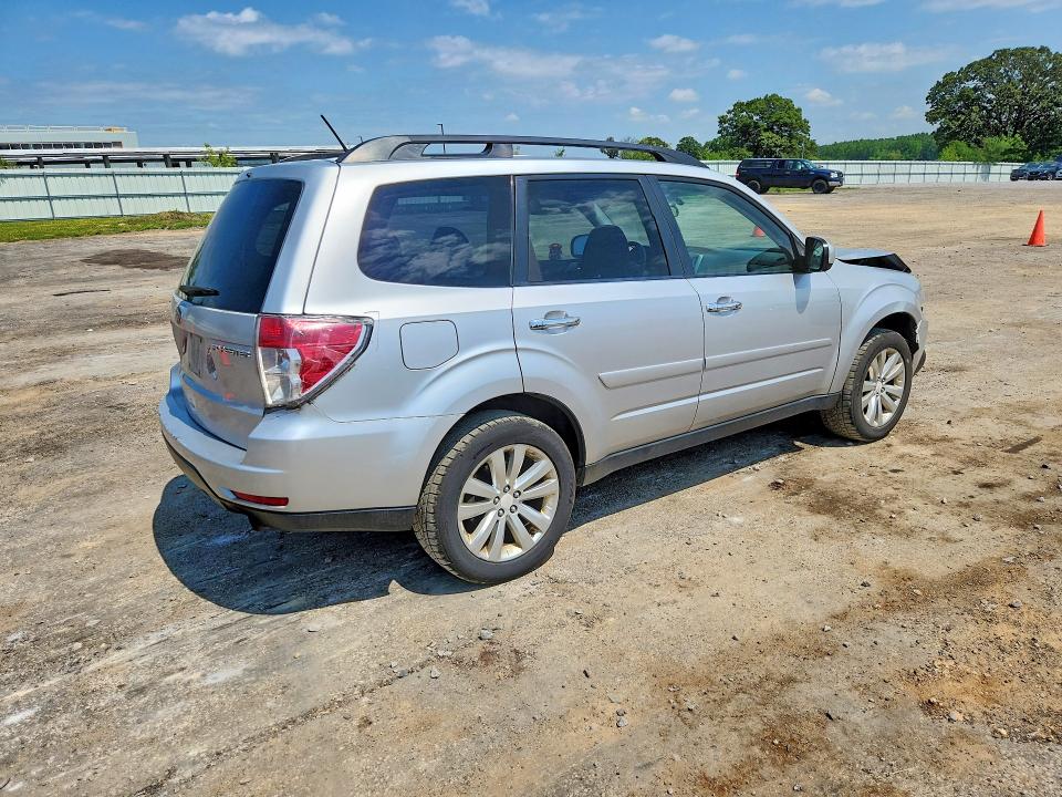 Продажа на аукционе авто 2011 Subaru Forester, vin: JF2SHBFC5BH714145, номер лота: 63441436