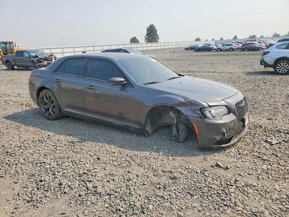 63663766 :رقم المزاد ، 2C3CCABG4PH585373 vin ، 2023 Chrysler 300 مزاد بيع