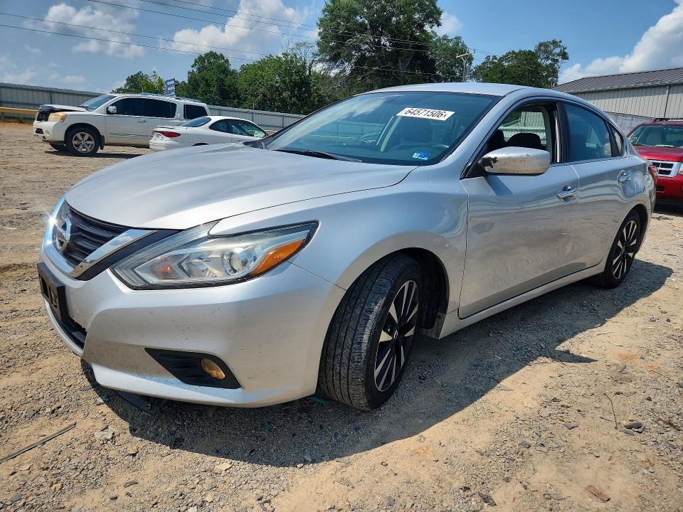 Продаж на аукціоні авто 2018 Nissan Altima, vin: 1N4AL3AP6JC146661, номер лоту: 64571506