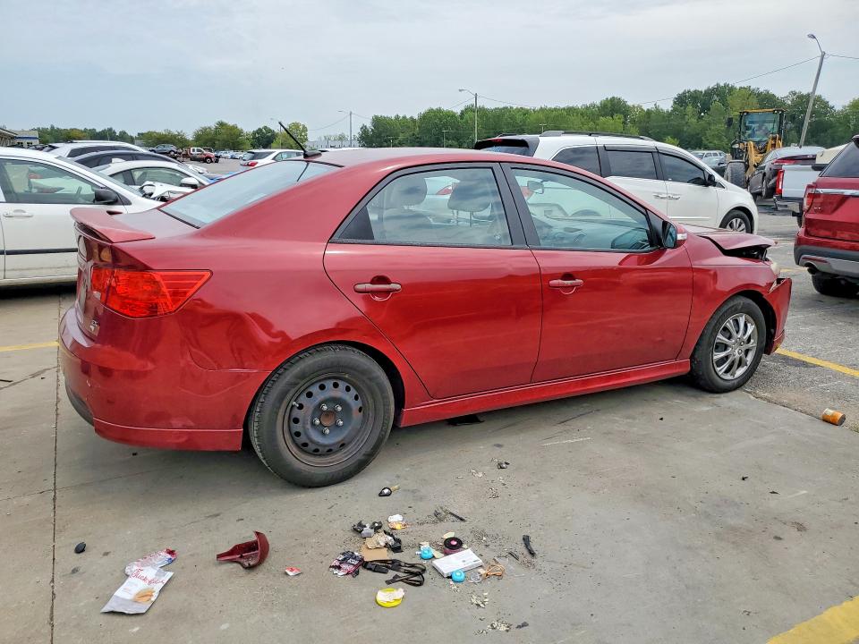 2010 Kia Forte მანქანა იყიდება აუქციონზე, vin: KNAFU4A2XA5866053, აუქციონის ნომერი: 66631086