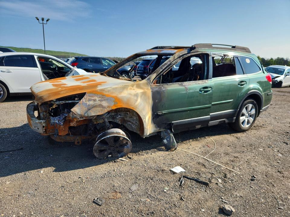 2011 Subaru Outback მანქანა იყიდება აუქციონზე, vin: 4S4BRBGC0B3402186, აუქციონის ნომერი: 64087256