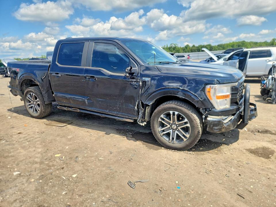 65380896 :رقم المزاد ، 1FTEW1EP5NFA06235 vin ، 2022 Ford F150 مزاد بيع