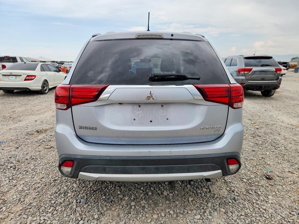 Продажа на аукционе авто 2016 Mitsubishi Outlander, vin: JA4AZ3A32GZ064996, номер лота: 64744096