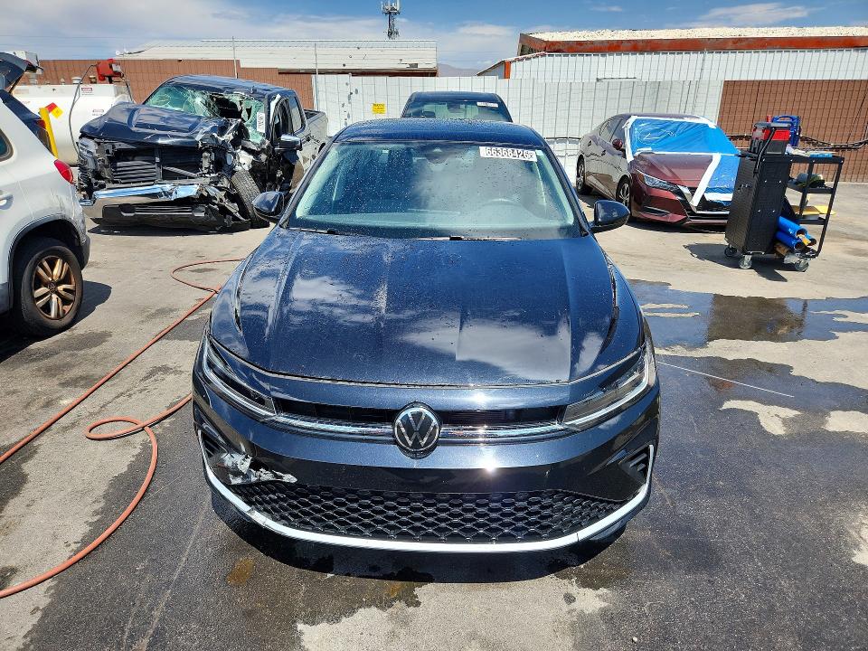 2025 Volkswagen Jetta მანქანა იყიდება აუქციონზე, vin: 3VW7X7BU8SM085167, აუქციონის ნომერი: 66368426