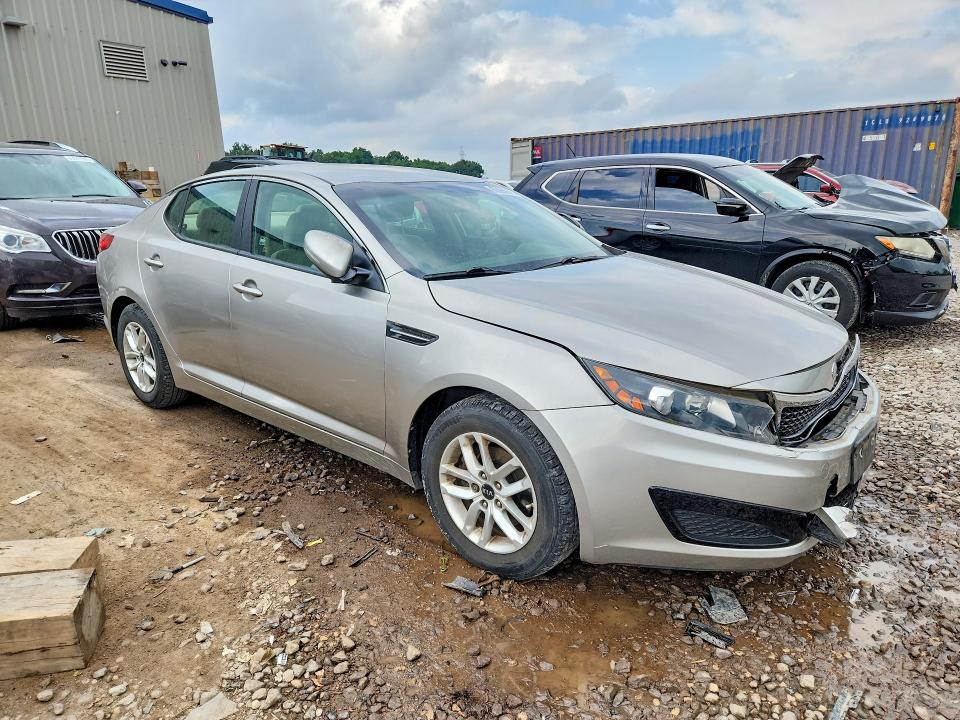 2011 Kia Optima მანქანა იყიდება აუქციონზე, vin: KNAGM4A77B5188296, აუქციონის ნომერი: 63699676