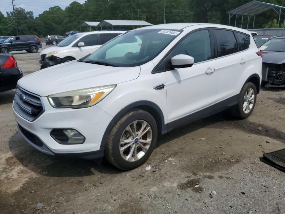 Auction sale of the 2017 Ford Escape, vin: 1FMCU0GD7HUB08836, lot number: 63261606