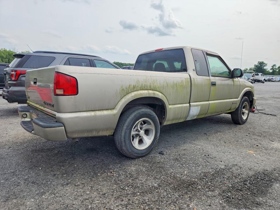 64330296 :رقم المزاد ، 1GCCS1941W8242664 vin ، 1998 Chevrolet S Truck مزاد بيع