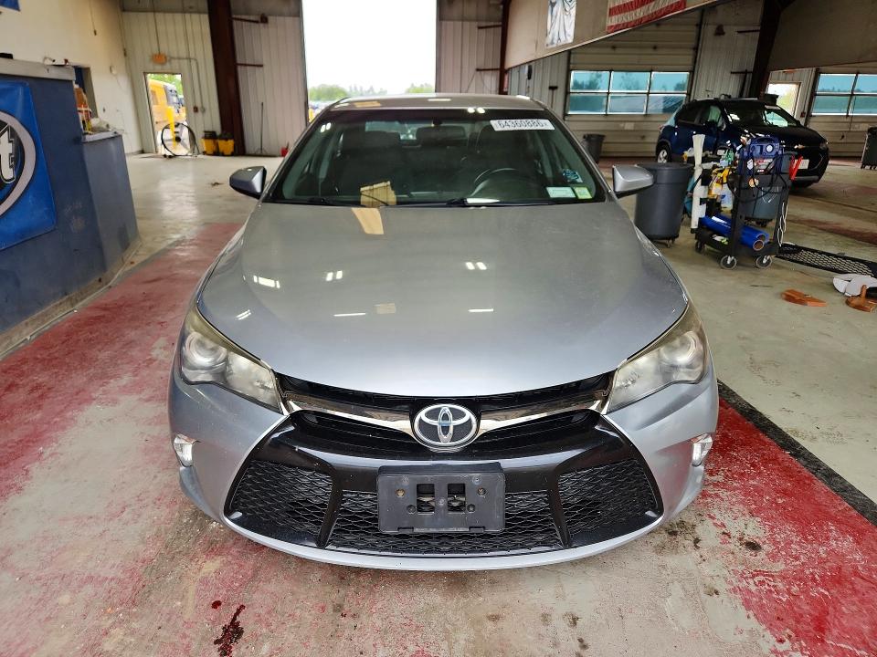 2017 Toyota Camry მანქანა იყიდება აუქციონზე, vin: 4T1BF1FK8HU408381, აუქციონის ნომერი: 64360886