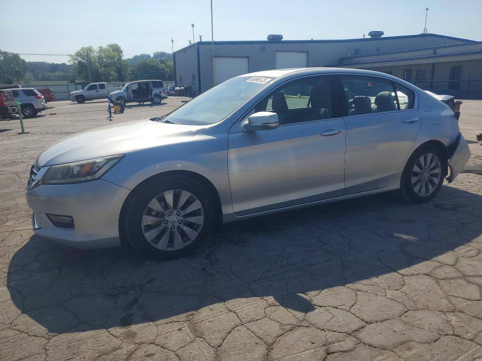 Aukcja sprzedaży 2015 Honda Accord, vin: 1HGCR2F8XFA106083, numer aukcji: 65895186