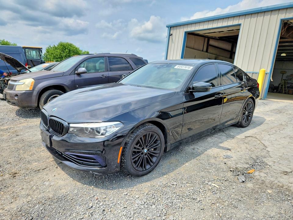 64927616 :رقم المزاد ، WBAJA7C58KWW26135 vin ، 2019 Bmw 530 مزاد بيع