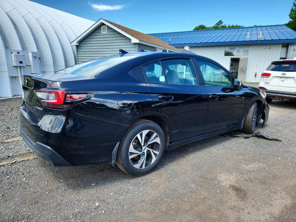 2025 Subaru Legacy მანქანა იყიდება აუქციონზე, vin: 4S3BWAD61S3019704, აუქციონის ნომერი: 64262356