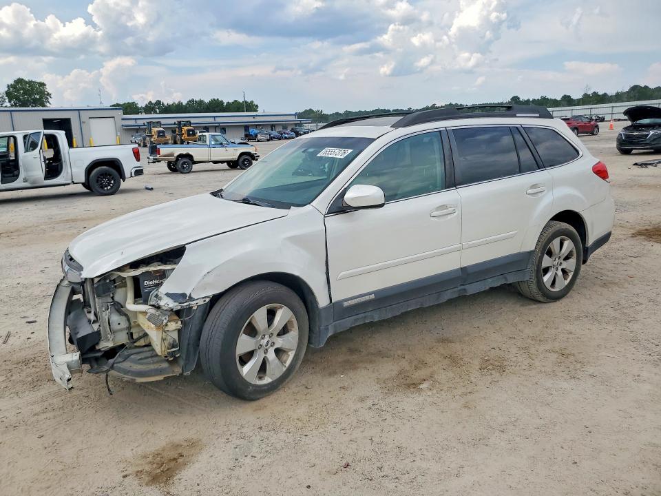 65557376 :رقم المزاد ، 4S4BRBLC3B3424835 vin ، 2011 Subaru Outback مزاد بيع