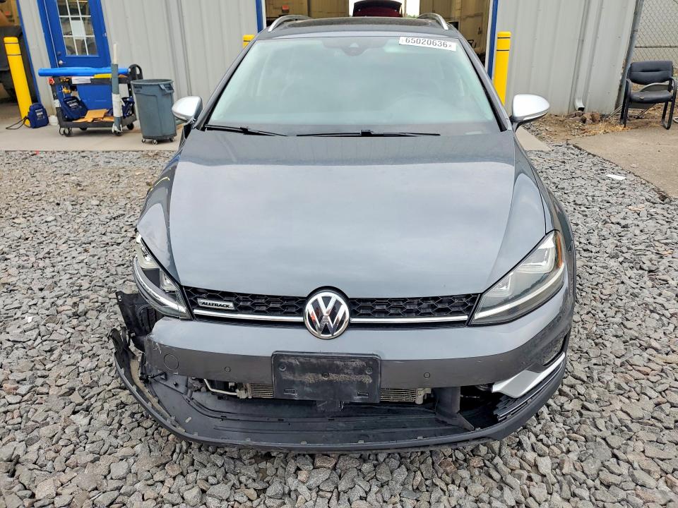 2017 Volkswagen Golf Alltrack მანქანა იყიდება აუქციონზე, vin: 3VWH17AU4HM505152, აუქციონის ნომერი: 65020636