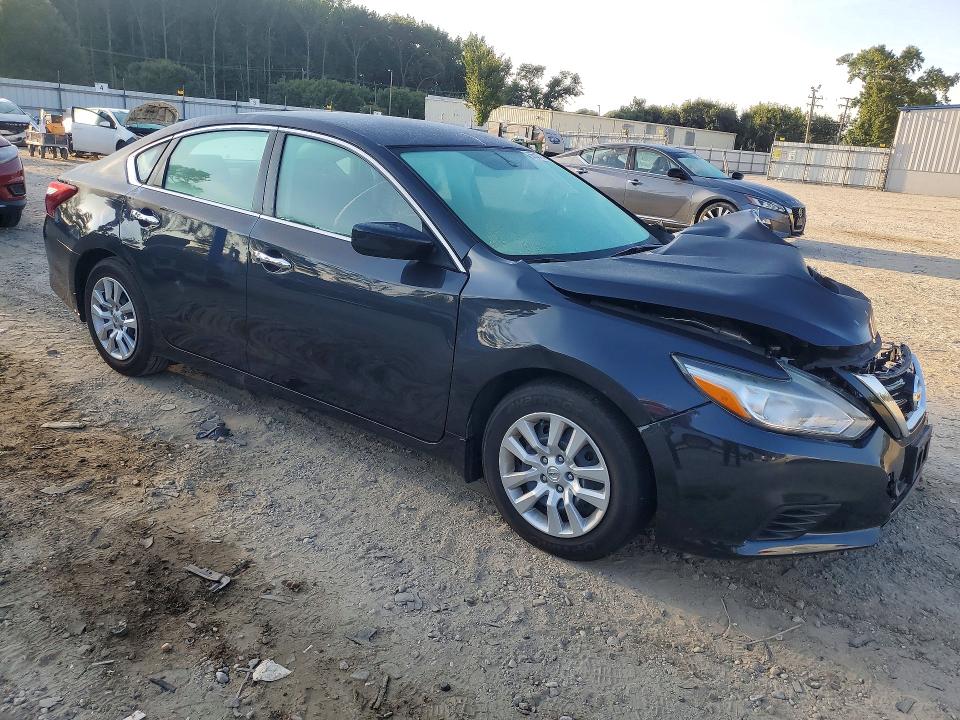 2018 Nissan Altima მანქანა იყიდება აუქციონზე, vin: 1N4AL3AP8JC480190, აუქციონის ნომერი: 66507246