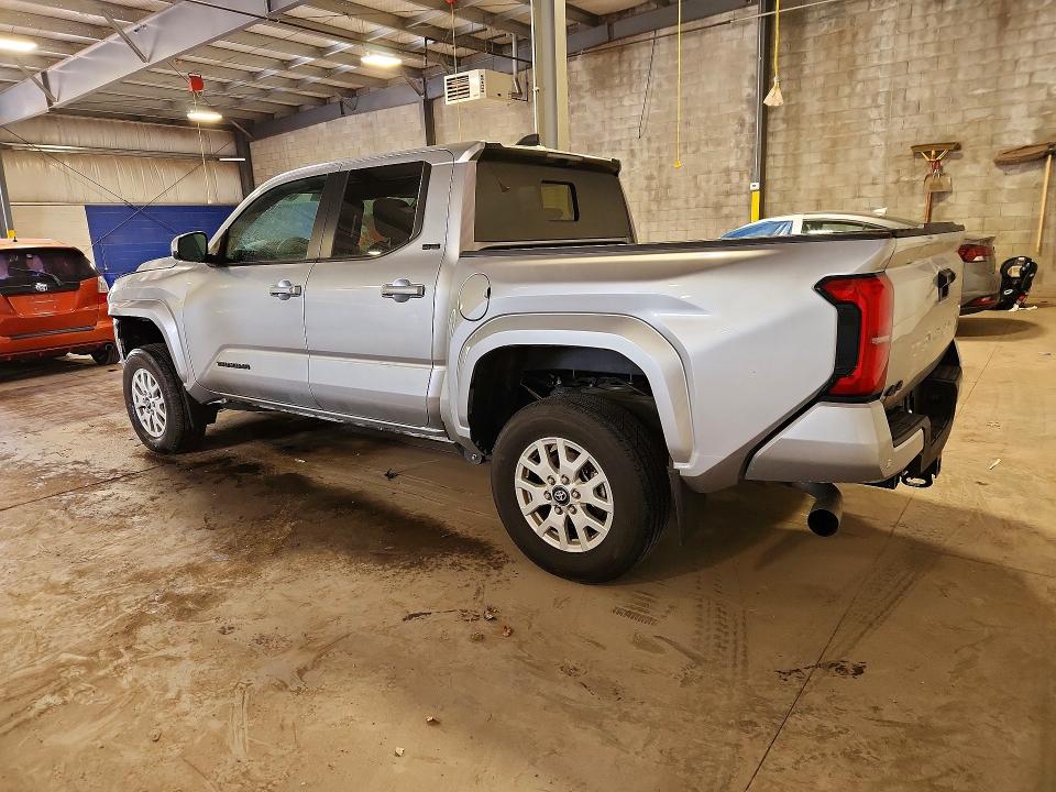 64893256 :رقم المزاد ، 3TMLB5JN6RM013991 vin ، 2024 Toyota Tacoma مزاد بيع
